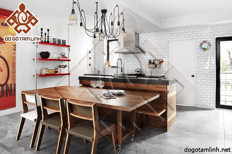 Thiết kế nội thất phòng bếp bằng gỗ tự nhiên với không gian mở